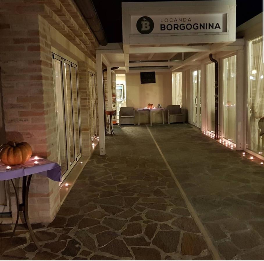 Locanda Borgognina Lucrezia Экстерьер фото