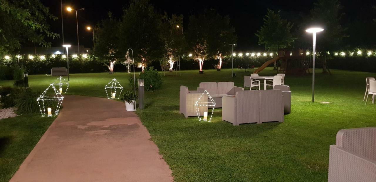 Locanda Borgognina Lucrezia Экстерьер фото