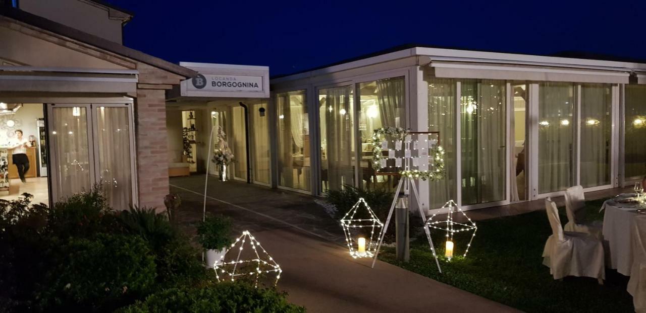 Locanda Borgognina Lucrezia Экстерьер фото
